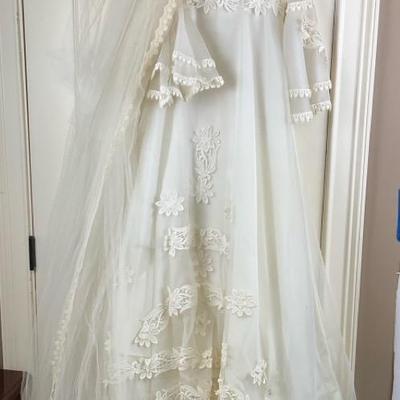 Vintage Wedding Dress and Veil 