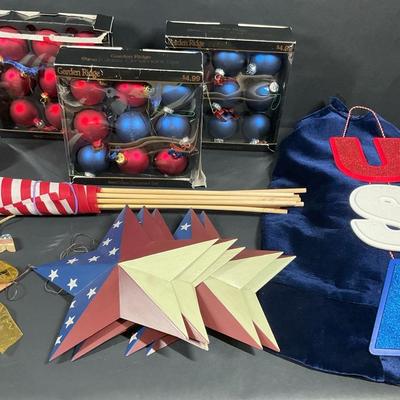 Patriotic & Holiday Décor Lot – USA Theme & Ornaments