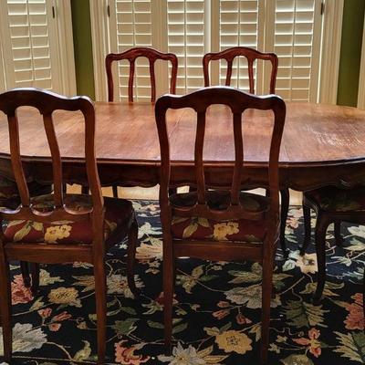 Wood Dining Table w/6 Chairs