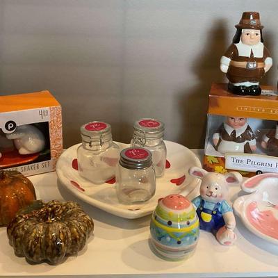 Holidays Salt And Pepper Shaker Sets And Candy Dishes