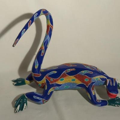 Hand Carved Lizard