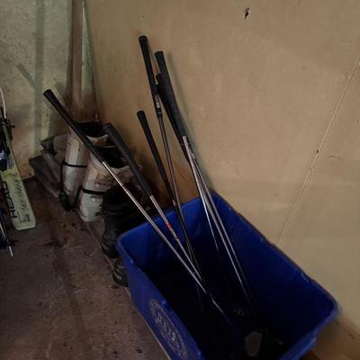 Sale Photo Thumbnail #147: Golf clubs