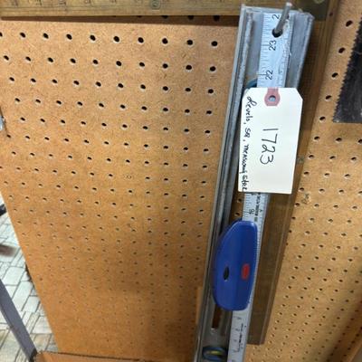 Sale Photo Thumbnail #568