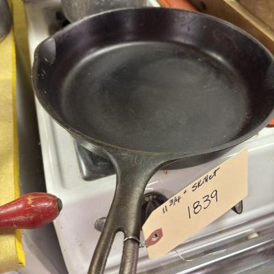 Sale Photo Thumbnail #682