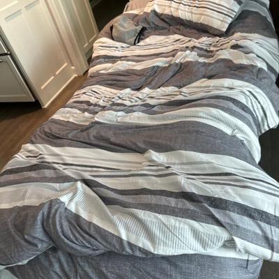 Adjustable beds 