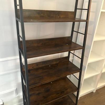 Bookshelf 