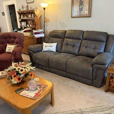 Sale Photo Thumbnail #43