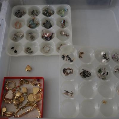 Sale Photo Thumbnail #97
