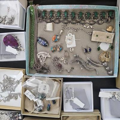 Sale Photo Thumbnail #469