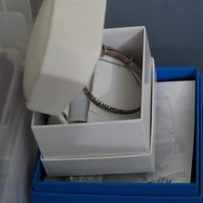 Sale Photo Thumbnail #109