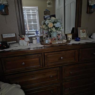 Sale Photo Thumbnail #110