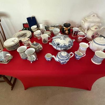 Teacups & kettles 