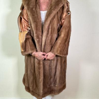 Genuine Mink 3/4-Length Coat | Vintage (mid 20th c.) genuine mink fur fashion 3/4-length coat. Size estimated to be a large.
