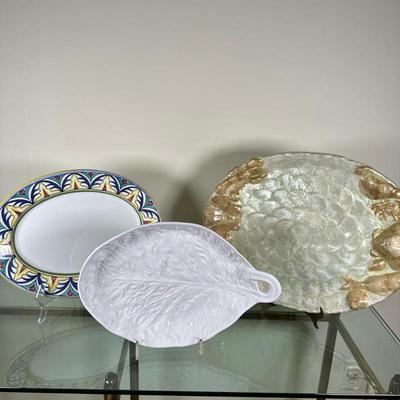 (3pc) Serving Platters - Ceramica & Others | Vintage (20th c.) porcelain serving platters, including: Ceramica (Italy)...