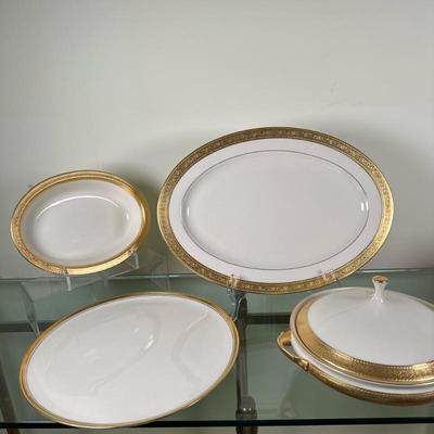 (4pc) Lenox "Westchester" China - Serving Platters | Lenox "Westchester" pattern serving platters, made of ivory fine...