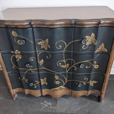 Bombe-Style 3-Drawer Dresser with Leaf Design 