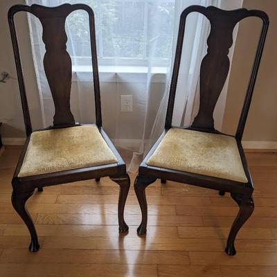 2 Mahogany Queen Anne Dining Chairs