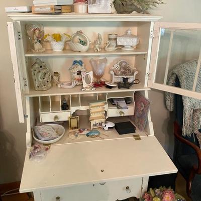 Sale Photo Thumbnail #330