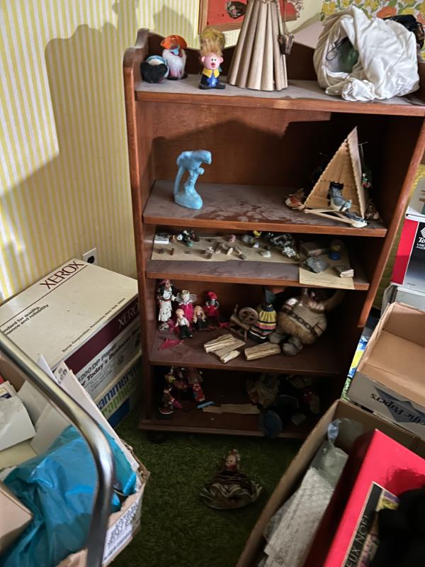 Sale Photo Thumbnail #154
