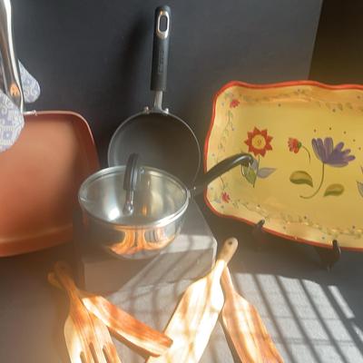 Kitchen Cooking & Decorative Lot Pfaltzgraff