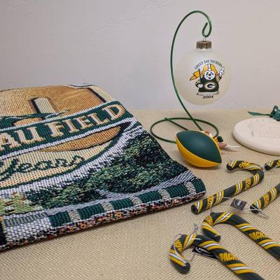 Green Bay Packers Christmas Cheer