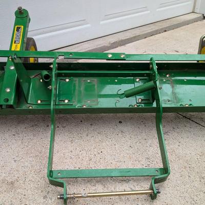 John Deere Front Mount Thatcher