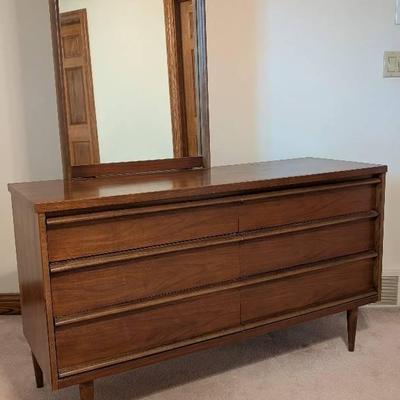 Bassett Dresser and Mirror