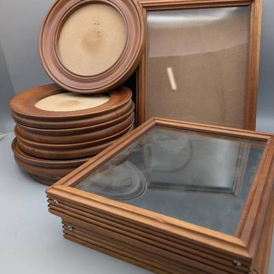 Round Frames and Shadow Boxes
