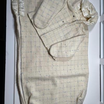 Sale Photo Thumbnail #18: Wool baby jacket with matching zippered sack - from the 1950s