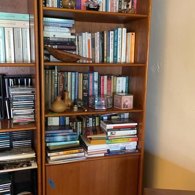 MCM Teak Bookcase with Cabinet (5)
