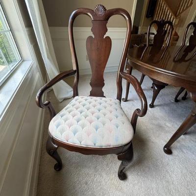 Sale Photo Thumbnail #3: Captain chair (1of2)