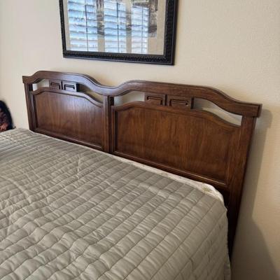 Sale Photo Thumbnail #16: Headboard