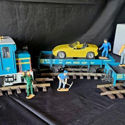 Choo Choo!!  All Aboard!! The LGB Train!!