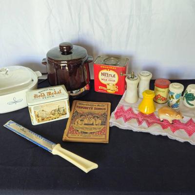 Vintage Kitchen Items 
