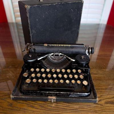 Rare Underwood Standard Portable Typewriter