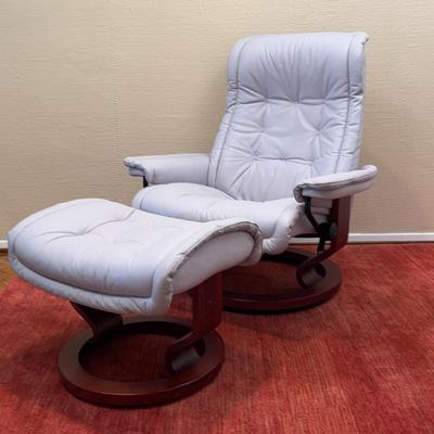 Scandinavian J. W. Ekornes Stressless Recliner Gray Lounge Chair + Ottoman
