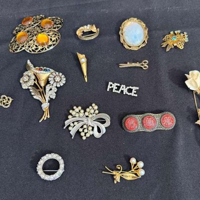 Vintage Brooch & Pin Lot | Including Sorrento & Benedikt, Faux Pearls, Rhinestones & More