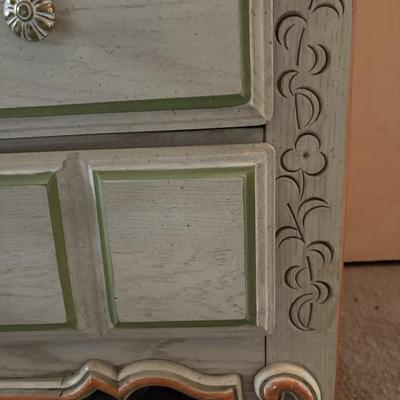 Sale Photo Thumbnail #36