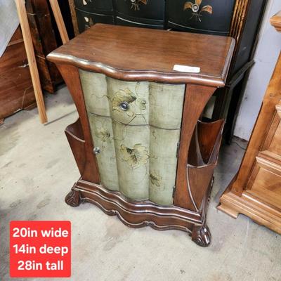 Sale Photo Thumbnail #648