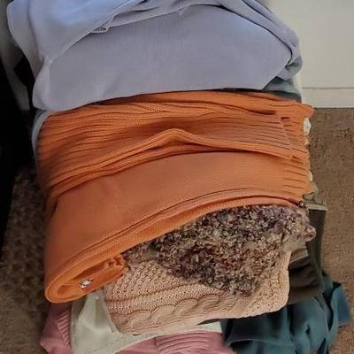 Hu191 sweaters mystery lot