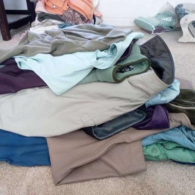 Hu188 mystery lot of women s jackets