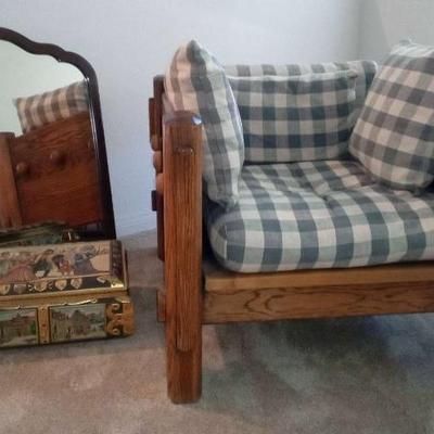 Hu125 chair mirror, & tin box