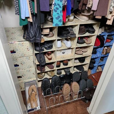 Sale Photo Thumbnail #175