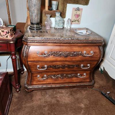 Sale Photo Thumbnail #3