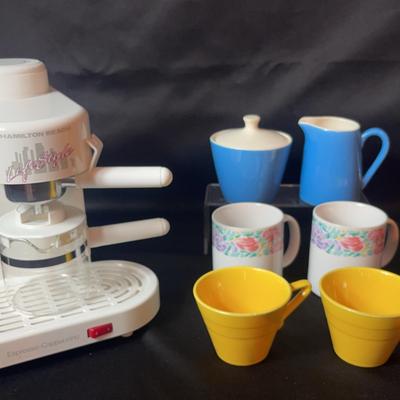 Cappuccino Maker And Cups