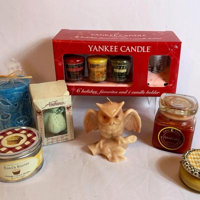 Assorted Yankee Candles 