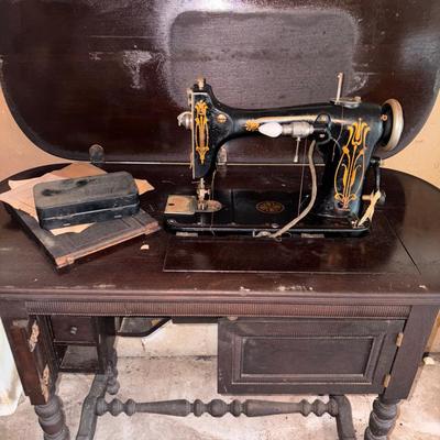 Antique Rotary Electric Sewing Machine