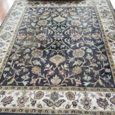 9’x7.5’ Area Rug 