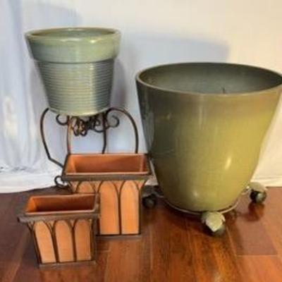 Assorted Pots, Stand & Roller Base 