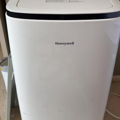 Honeywell AC / SECOND FLOOR 